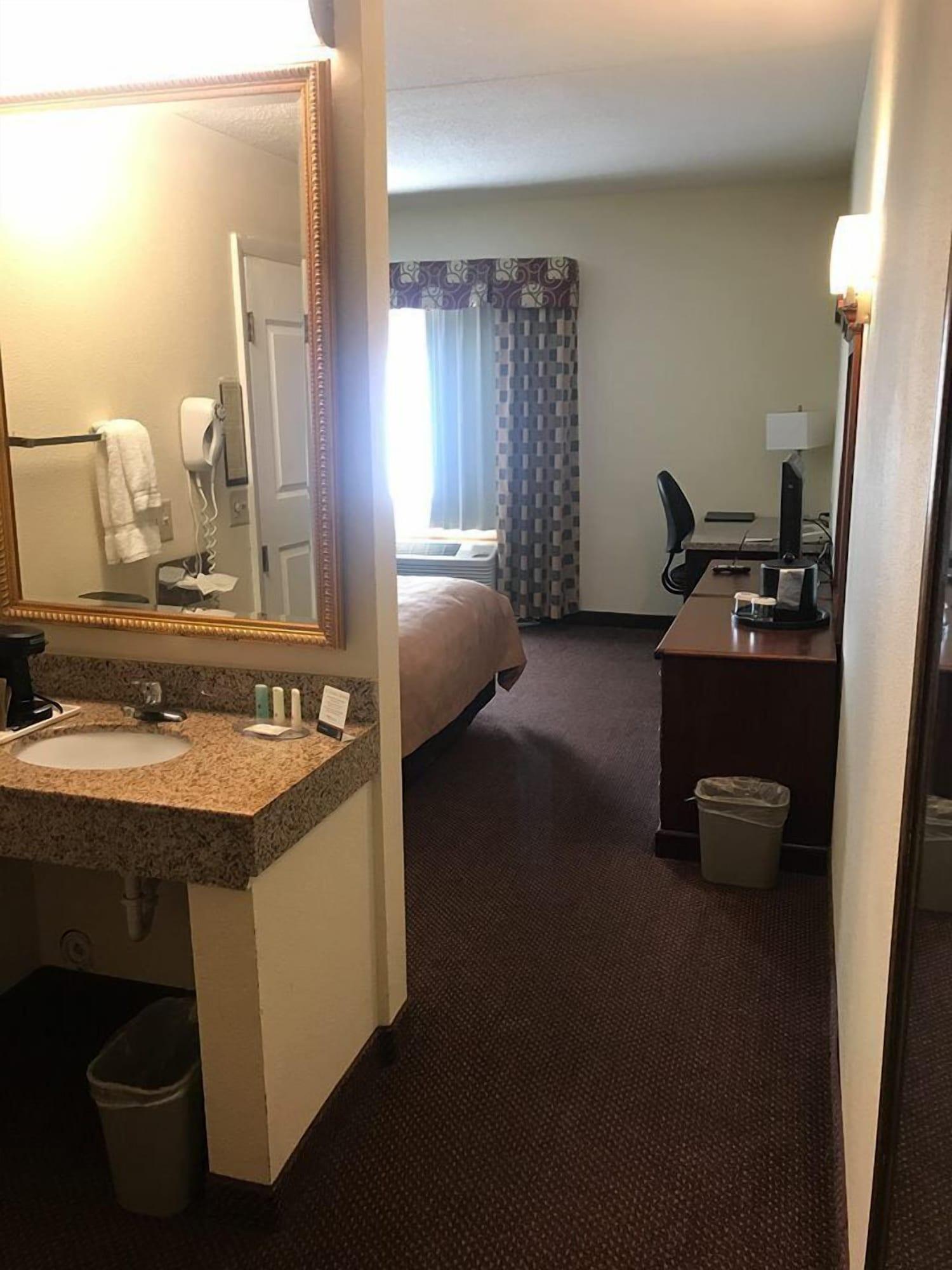 Clarion Inn I-94 near Expo Center Kalamazoo Esterno foto