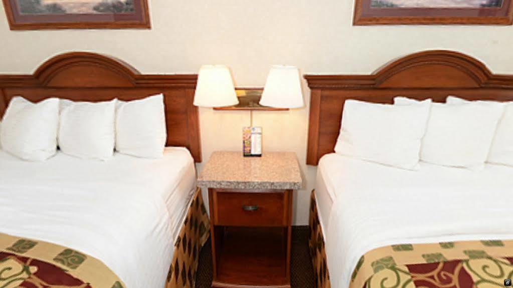 Clarion Inn I-94 near Expo Center Kalamazoo Esterno foto